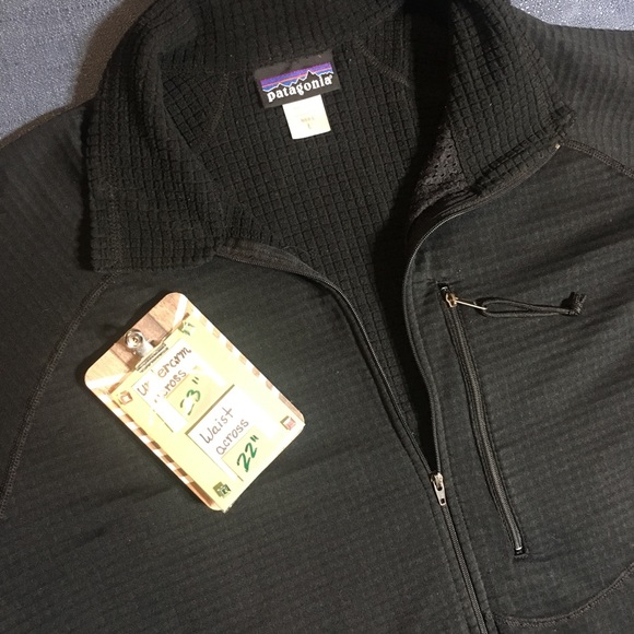 Patagonia Other - Men’s used Patagonia 1/2 zip pullover size L
